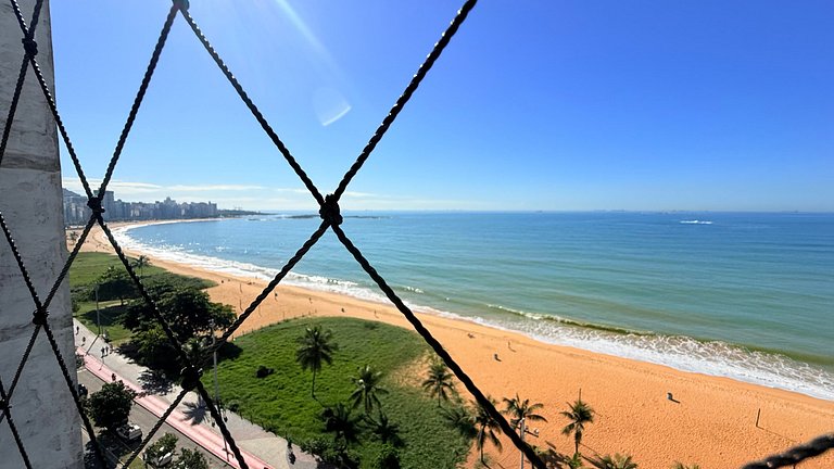Ed. Crystal 2 Bedroons Sea Front!