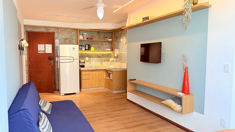 Balcony to the sea! (807)