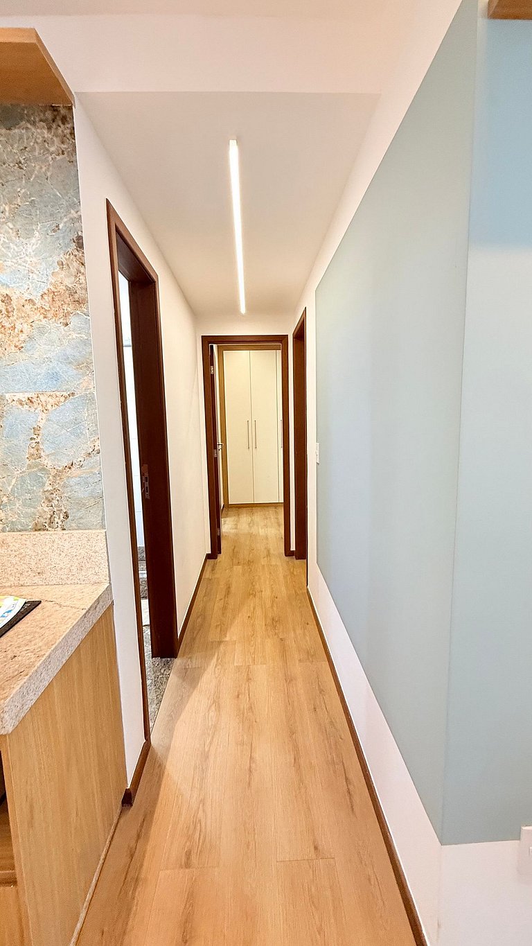 Balcony to the sea! (807)